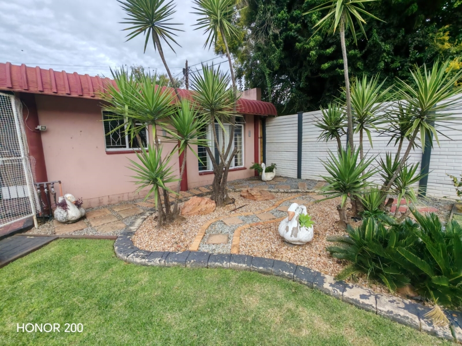 3 Bedroom Property for Sale in Vaalpark Free State